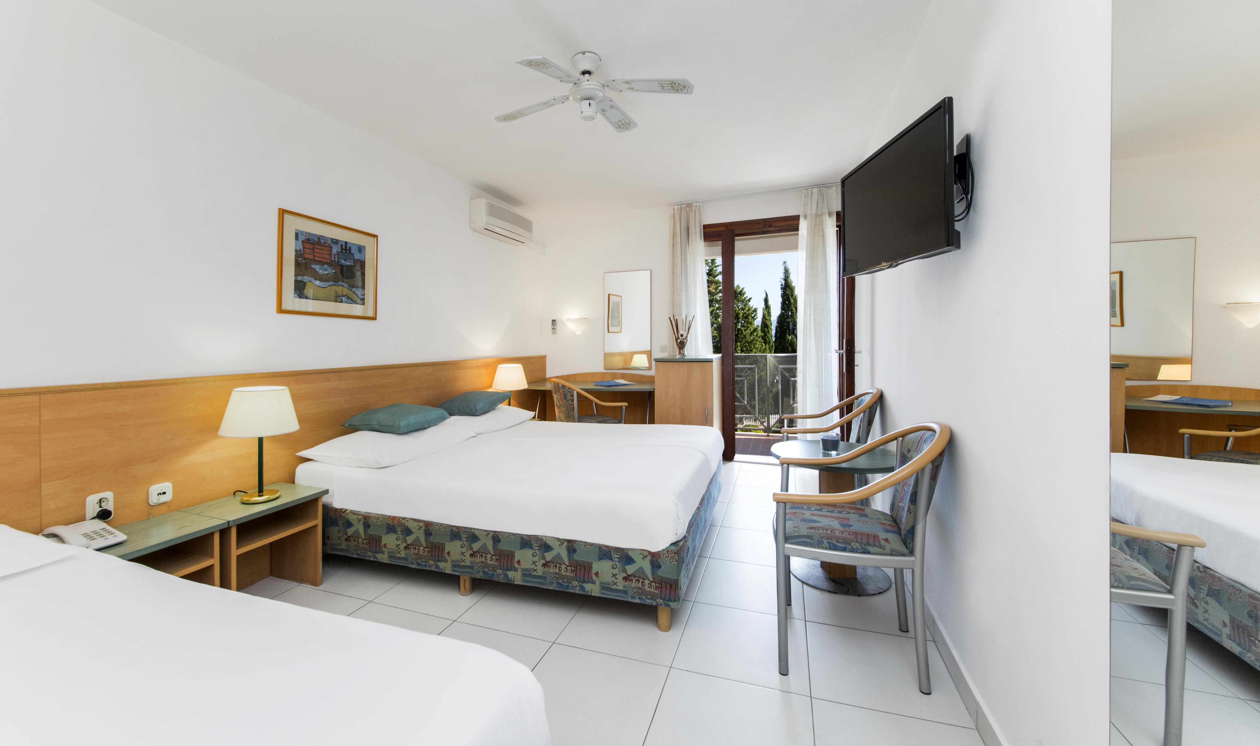 Hotel Bluesun Village Bonaca - Full Board Bol